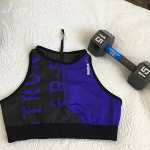New condition sports bra !!